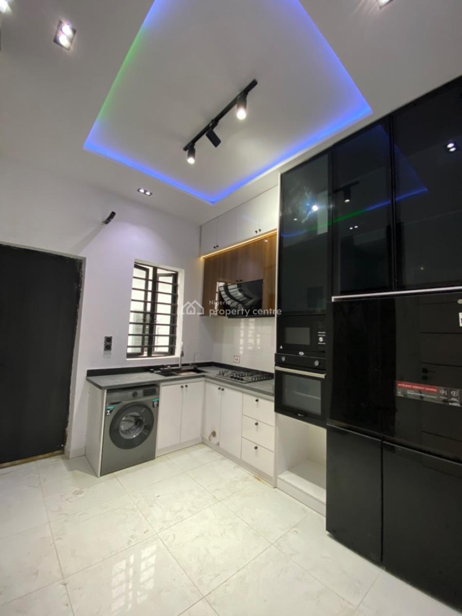 3 Bedroom Terrace House, Ikota, Lekki, Lagos, Terraced Duplex for Sale