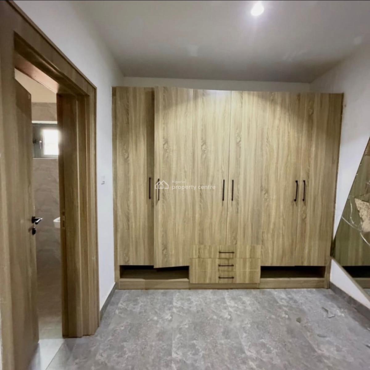 Beautiful 3 Bedroom Furnished Apartment, Pool,gym, Elevator, Serene Neighborhood, Mabushi, Abuja, Flat / Apartment for Rent