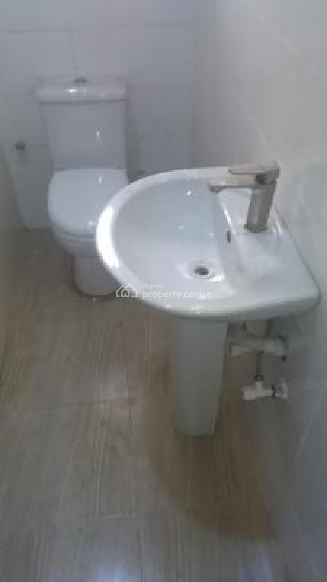 Exquisite,very Spacious,flexible Pay Serviced Room Self Contained, Yaba, Lagos, Self Contain (single Rooms) for Rent