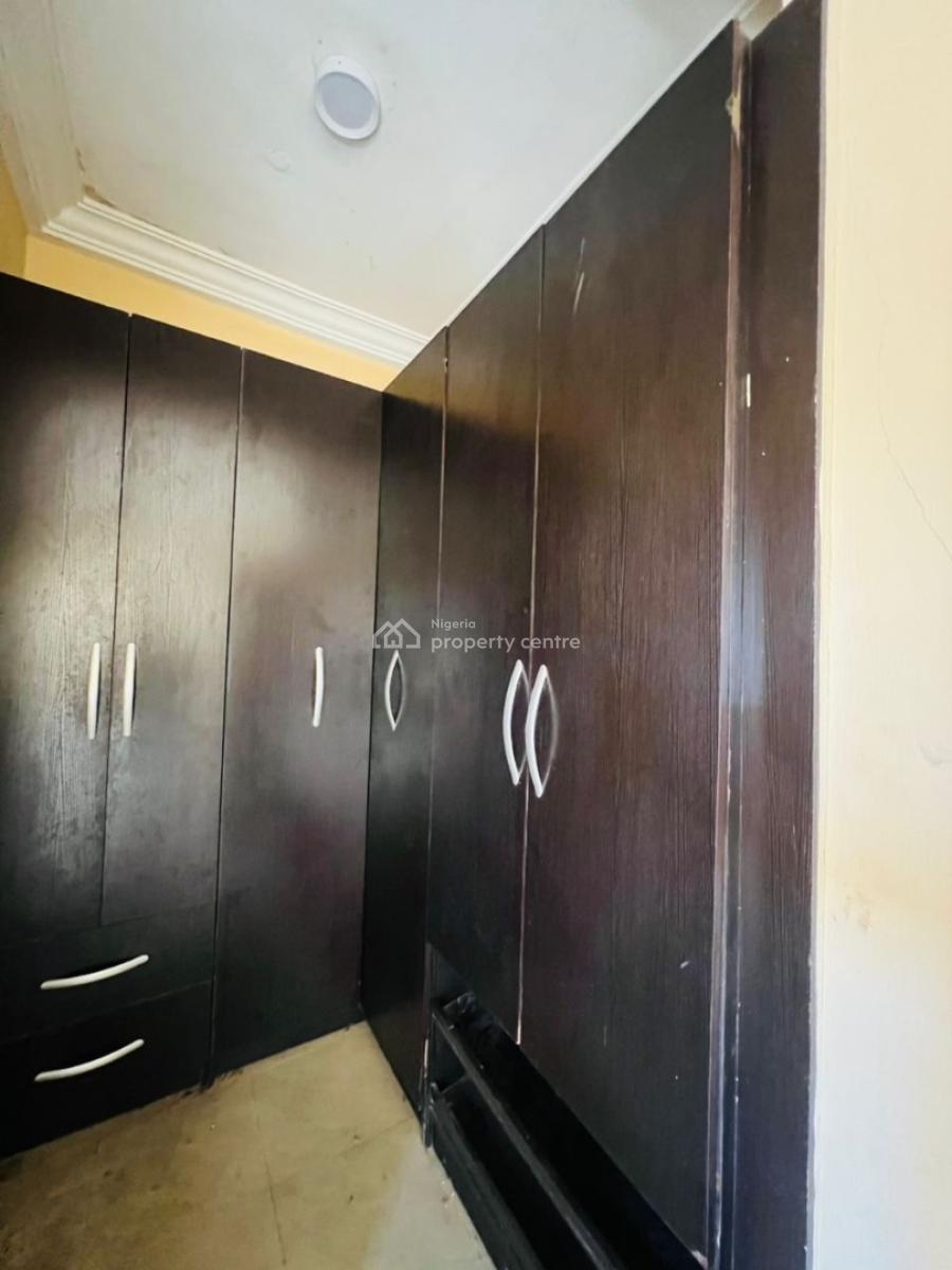 Spacious 3 Bedroom Apartment, Ikate, Lekki, Lagos, Flat / Apartment for Rent