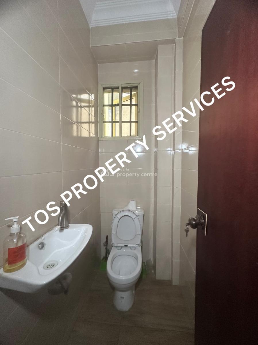 Large Open Plan Office-commercial Property, By Herbert Macaulay Way, Yaba, Alagomeji, Yaba, Lagos, Office Space for Rent