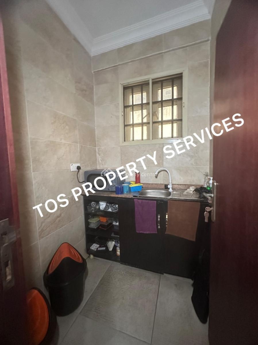 Large Open Plan Office-commercial Property, By Herbert Macaulay Way, Yaba, Alagomeji, Yaba, Lagos, Office Space for Rent