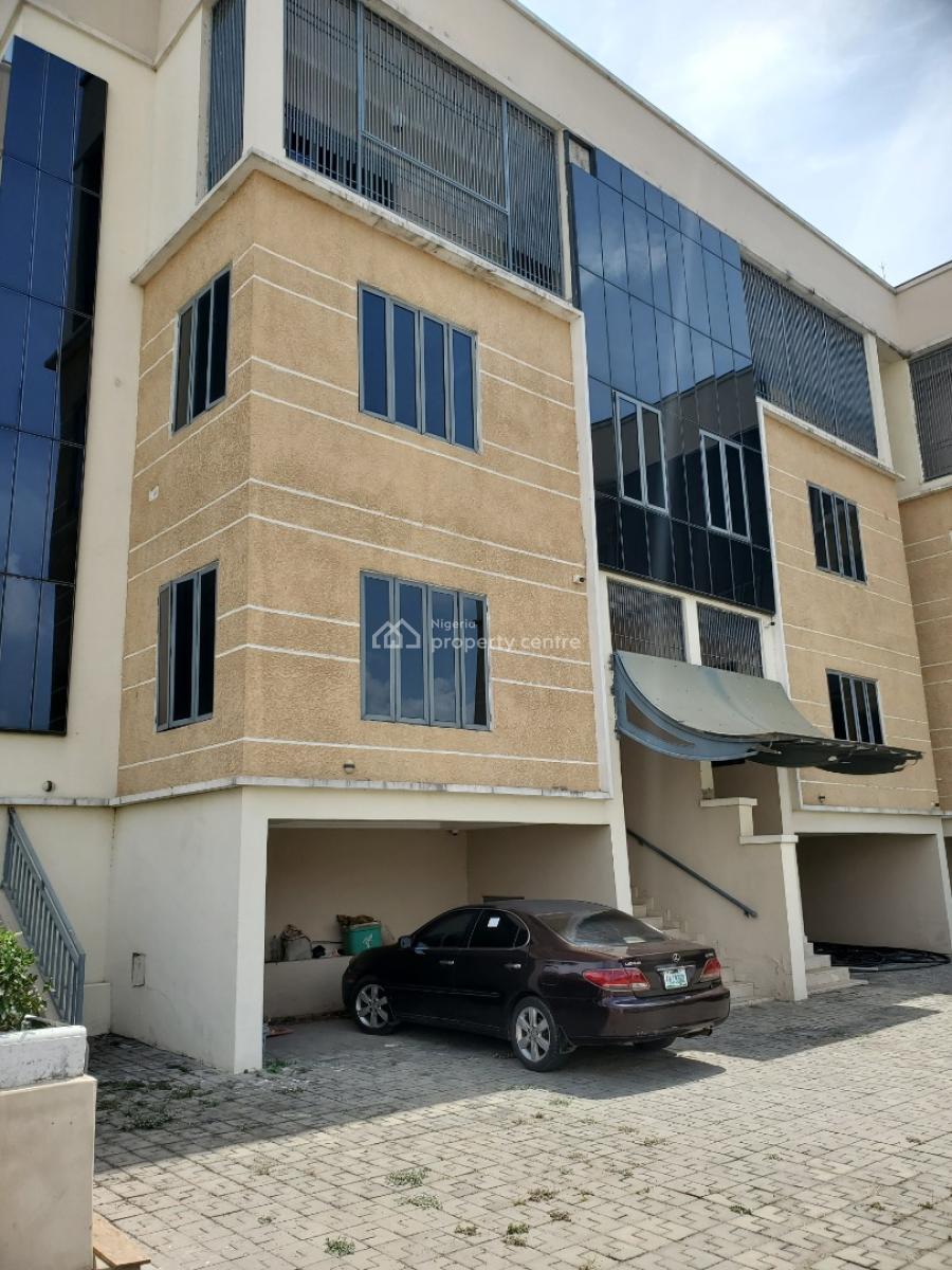 Luxury 4-bedroom Terrace Duplex with Bq, Maitama District, Abuja, Terraced Duplex for Rent