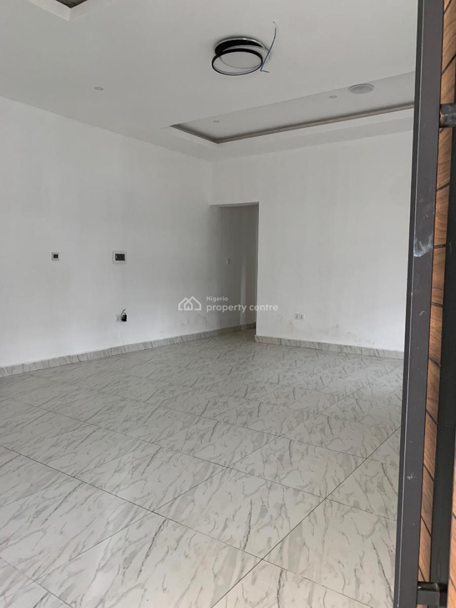 3 Bedroom Terrace, Abraham Adesanya, Ajah, Lagos, Terraced Duplex for Rent
