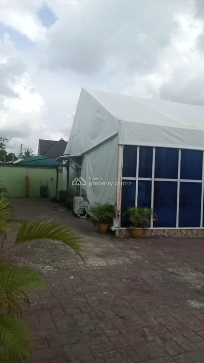 Commercial Property, 16 B Eliozu, Port Harcourt, Rivers, Plaza / Complex / Mall for Sale