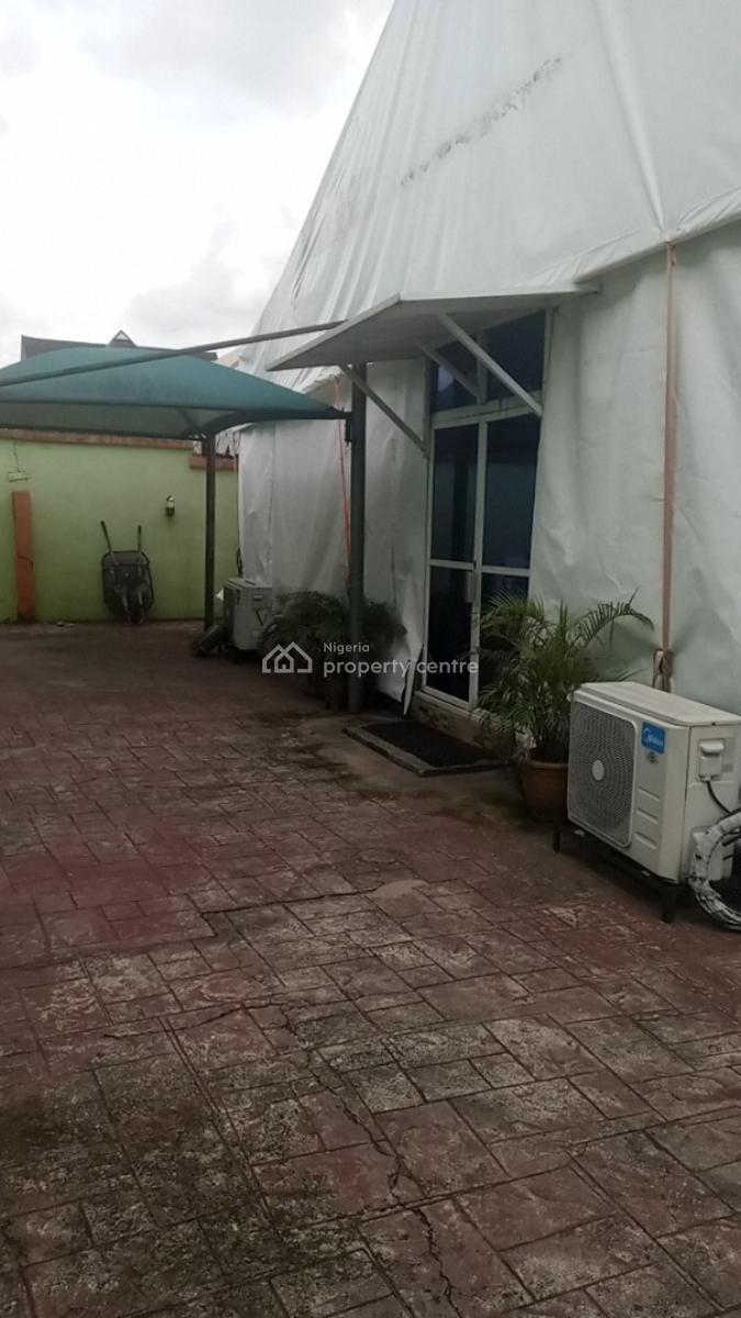 Commercial Property, 16 B Eliozu, Port Harcourt, Rivers, Plaza / Complex / Mall for Sale