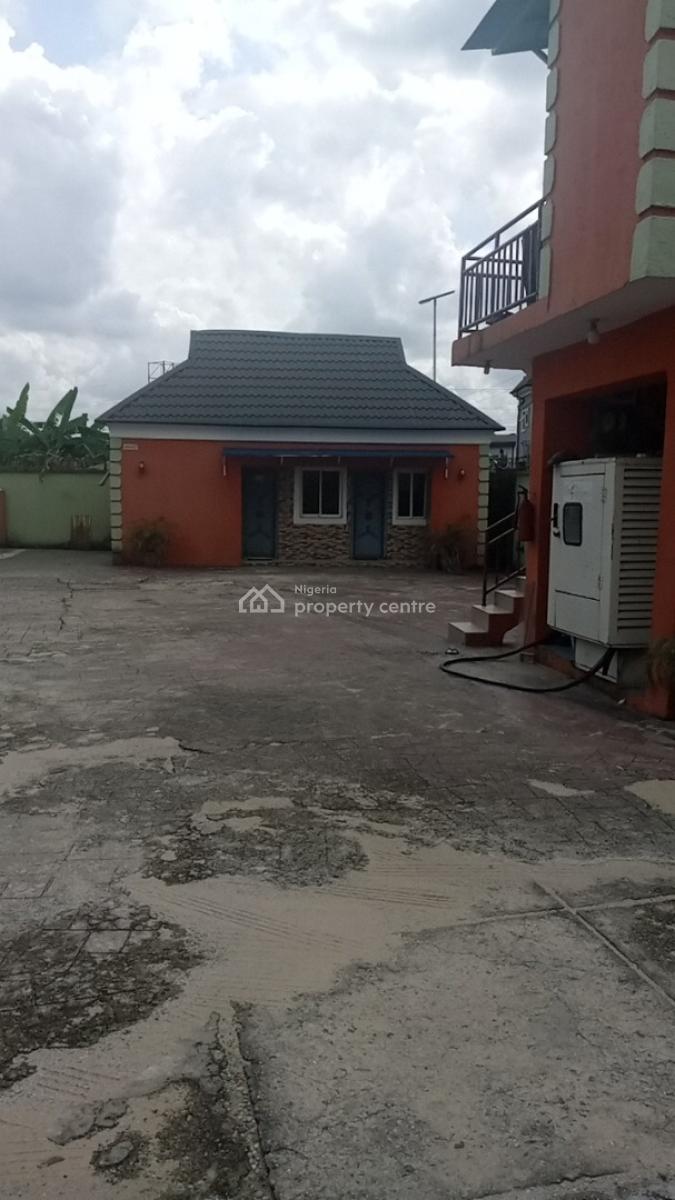 Commercial Property, 16 B Eliozu, Port Harcourt, Rivers, Plaza / Complex / Mall for Sale