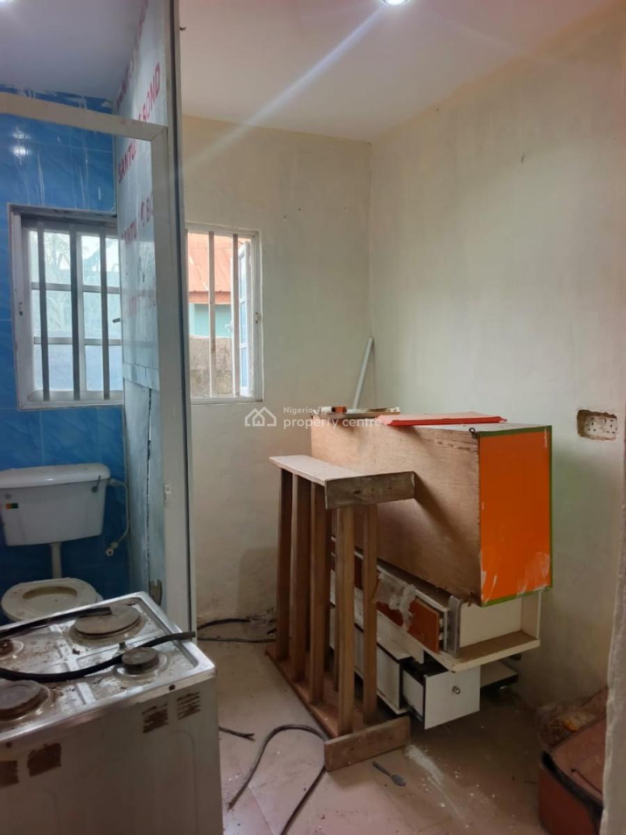 Mini Flat at Off Ogunusi Road Close to Akiode with Pop, Off Akiode Estate Ogunusi Road, Akiode, Ojodu, Lagos, Mini Flat (room and Parlour) for Rent