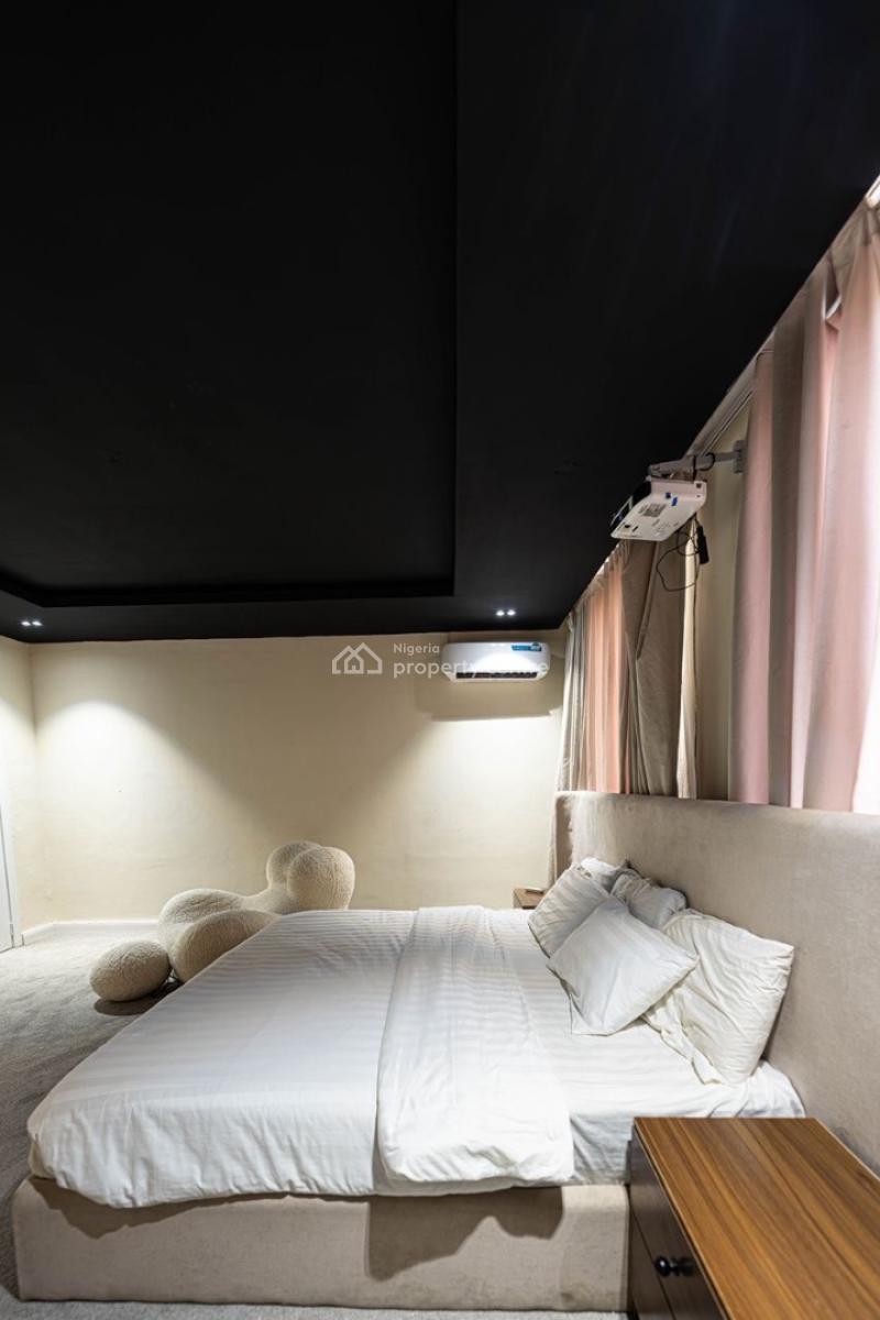 Luxurious 1 Bedroom Apartment, Lekki Phase 1, Lekki, Lagos, Flat / Apartment Short Let