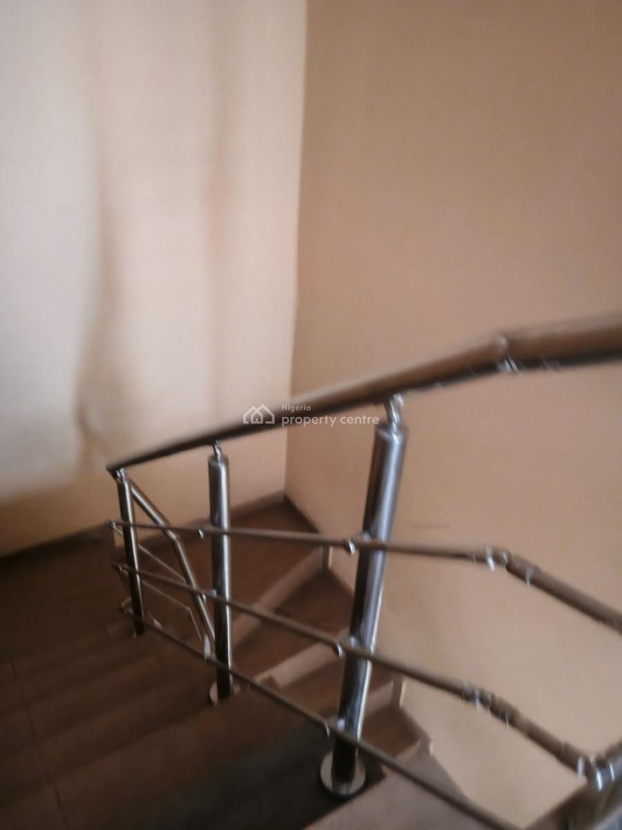 4 Bedroom Semi Detached Duplex, Idiroko Estate, Ilaje, Ajah, Lagos, Semi-detached Duplex for Rent