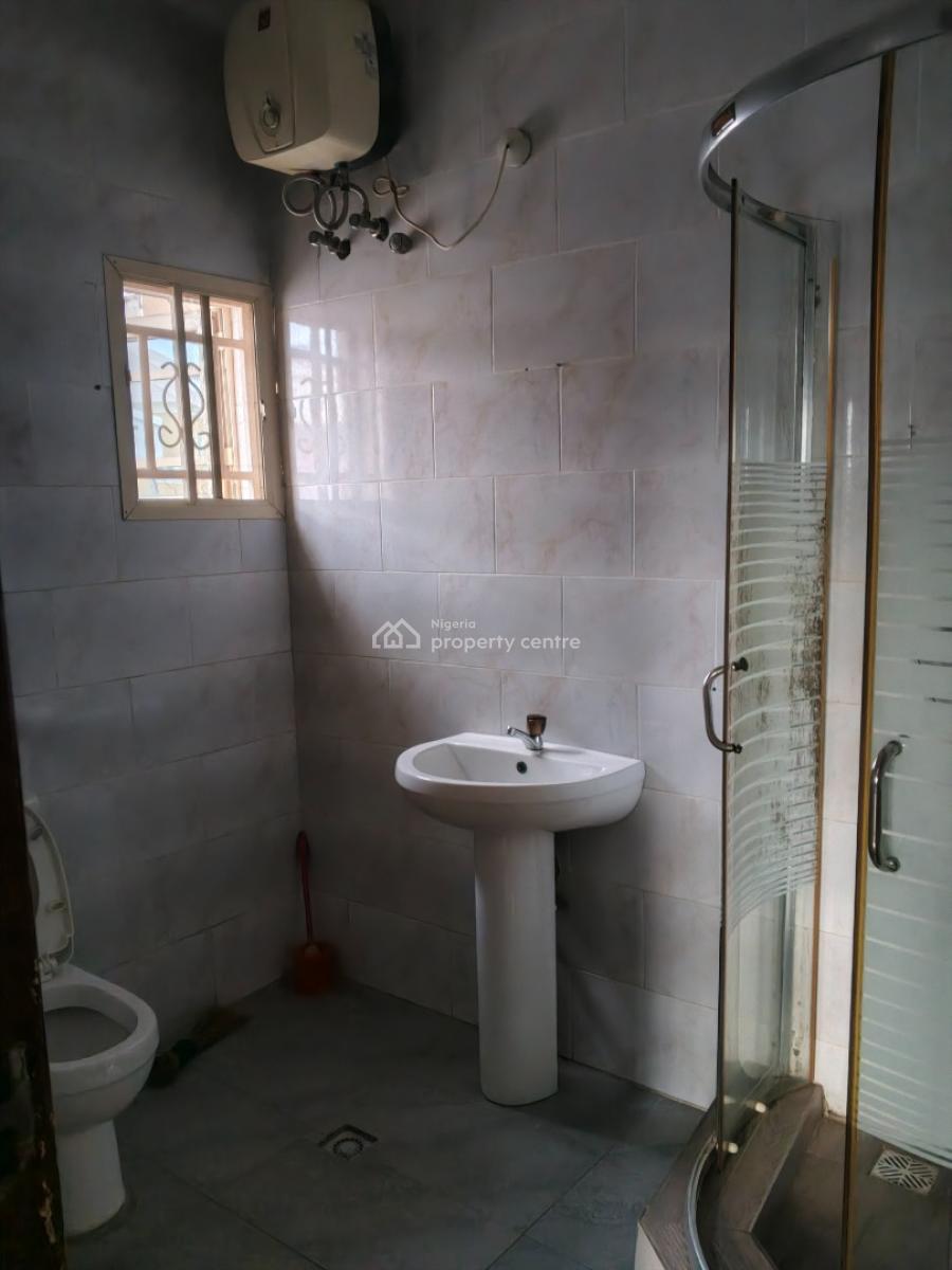 4 Bedroom Semi Detached Duplex, Idiroko Estate, Ilaje, Ajah, Lagos, Semi-detached Duplex for Rent