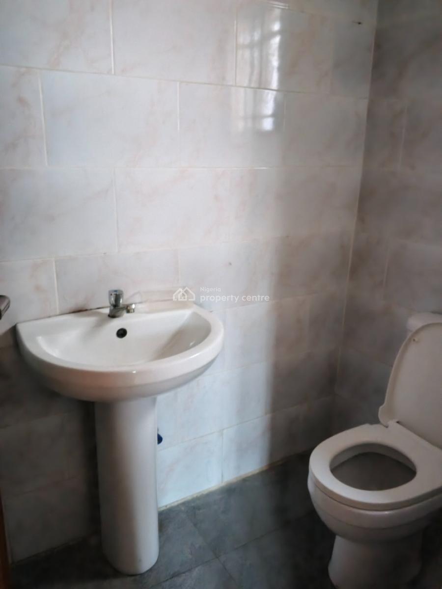 4 Bedroom Semi Detached Duplex, Idiroko Estate, Ilaje, Ajah, Lagos, Semi-detached Duplex for Rent