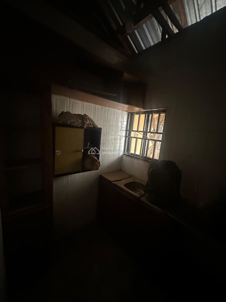 a Well Renovated One Bedroom Apartment in a Secured Environment, 3rd Avenue Main Gwarinpa, Gwarinpa, Abuja, Mini Flat (room and Parlour) for Rent