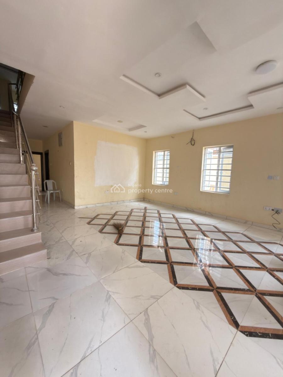 4 Bedroom Semi-detached Duplex with Bq, Ajah, Lagos, Semi-detached Duplex for Rent