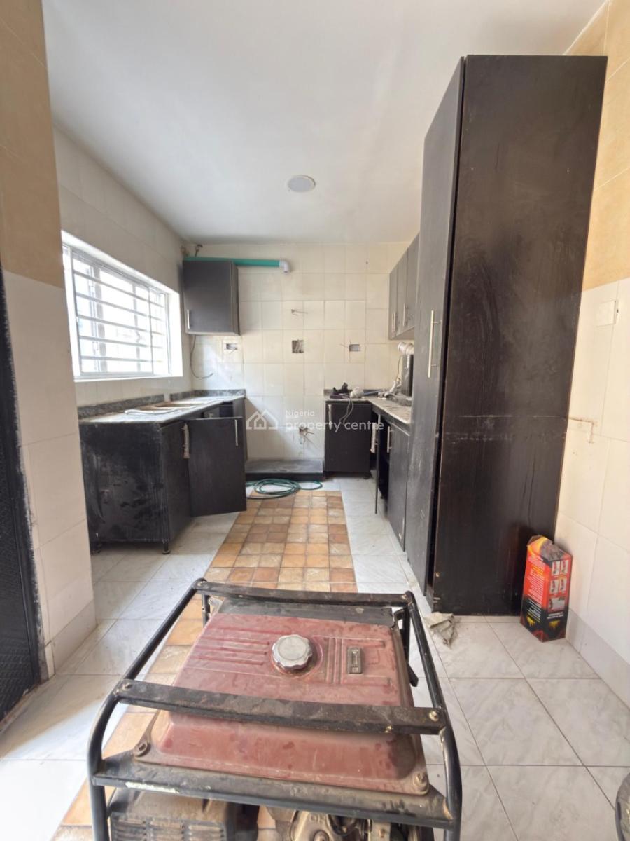 4 Bedroom Semi-detached Duplex with Bq, Ajah, Lagos, Semi-detached Duplex for Rent