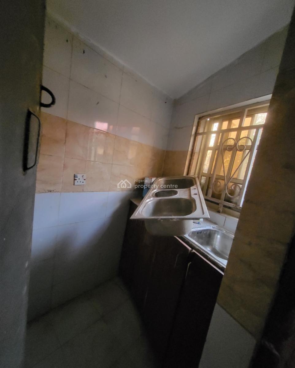 Luxurious Massive Sefcon Apartment, By Old Secteriate, Garki, Abuja, Self Contain (single Rooms) for Rent