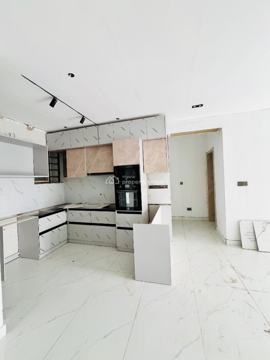Spacious and Welt Built Two Bedroom Flat, Bella Vista Estate Lekki Phase One, Lekki, Lagos, Flat / Apartment for Sale