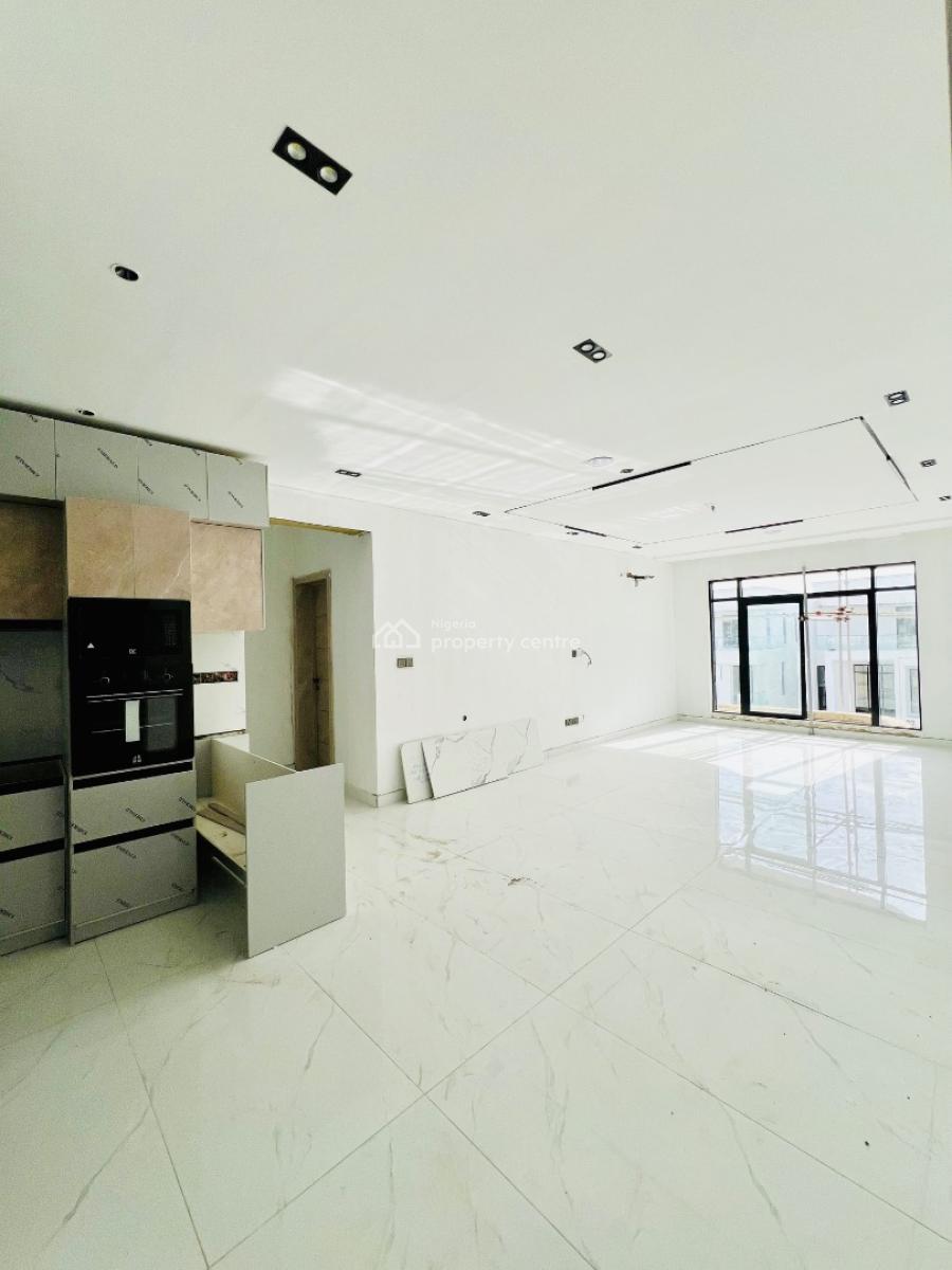 Spacious and Welt Built Two Bedroom Flat, Bella Vista Estate Lekki Phase One, Lekki, Lagos, Flat / Apartment for Sale
