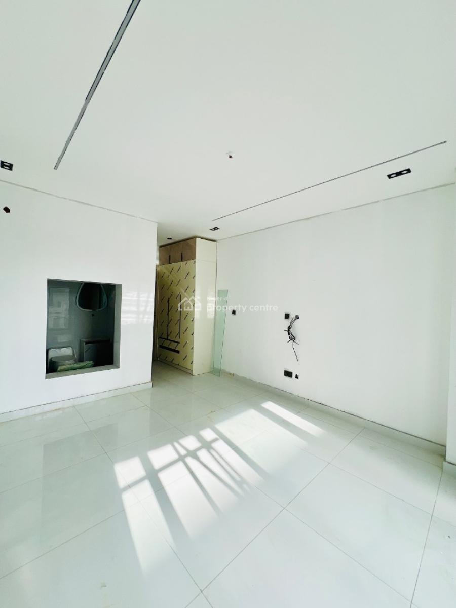 Spacious and Welt Built Two Bedroom Flat, Bella Vista Estate Lekki Phase One, Lekki, Lagos, Flat / Apartment for Sale