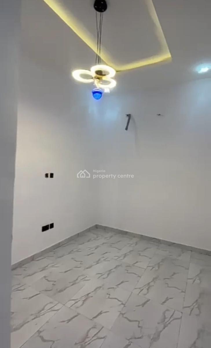 Masters Bedroom with Mini Parlor { Video}, Dpkay Estate Orchid Road, Lekki, Lagos, Mini Flat (room and Parlour) for Rent