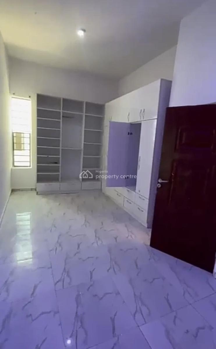 Masters Bedroom with Mini Parlor { Video}, Dpkay Estate Orchid Road, Lekki, Lagos, Mini Flat (room and Parlour) for Rent