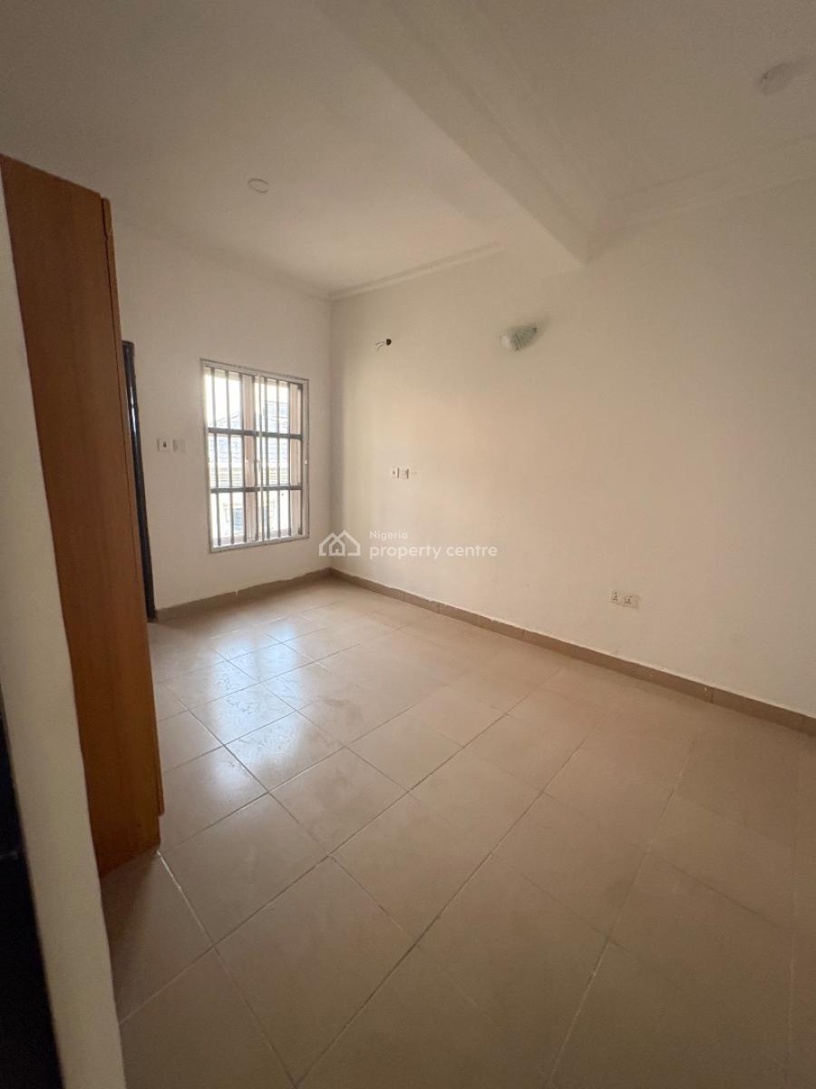 Standard 3-bedroom Flat (first Floor), Von Axis, Lugbe District, Abuja, Flat / Apartment for Rent