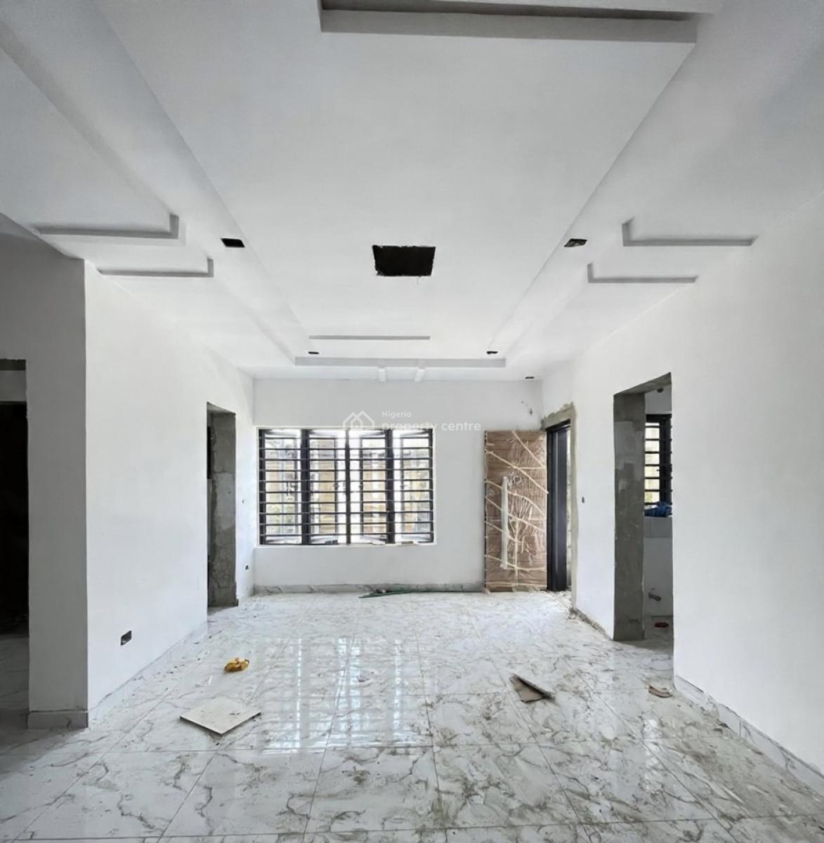 Lovely 2 Bedroom Apartment with Bq, Lekki Phase 1, Lekki Phase 1, Lekki, Lagos, Block of Flats for Sale