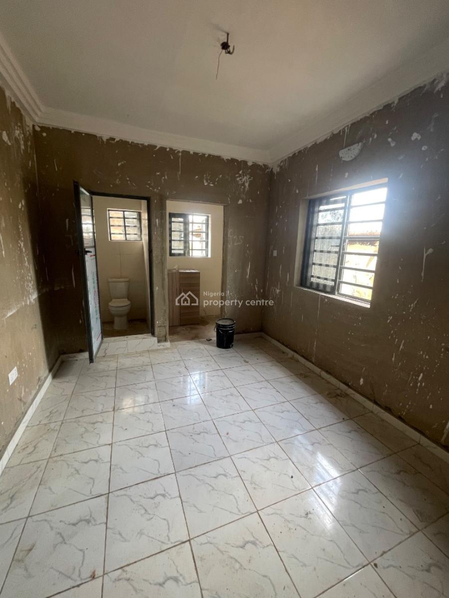 Modern Mini Flat with Balcony, Off Akilo Ikeja Lagos, Ikeja, Lagos, Mini Flat (room and Parlour) for Rent