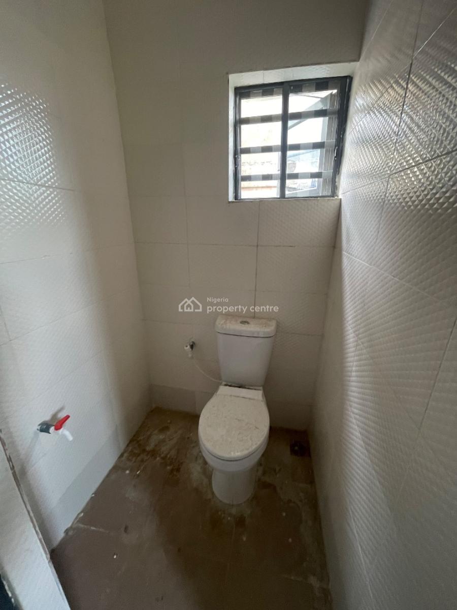 Modern Mini Flat with Balcony, Off Akilo Ikeja Lagos, Ikeja, Lagos, Mini Flat (room and Parlour) for Rent