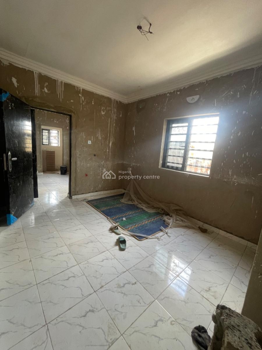 Modern Mini Flat with Balcony, Off Akilo Ikeja Lagos, Ikeja, Lagos, Mini Flat (room and Parlour) for Rent