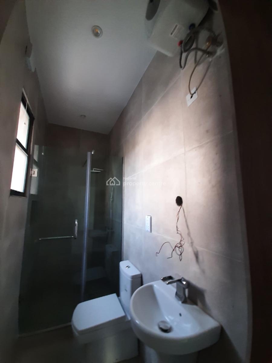 2, Lekki Phase 1, Lekki, Lagos, Flat / Apartment for Rent