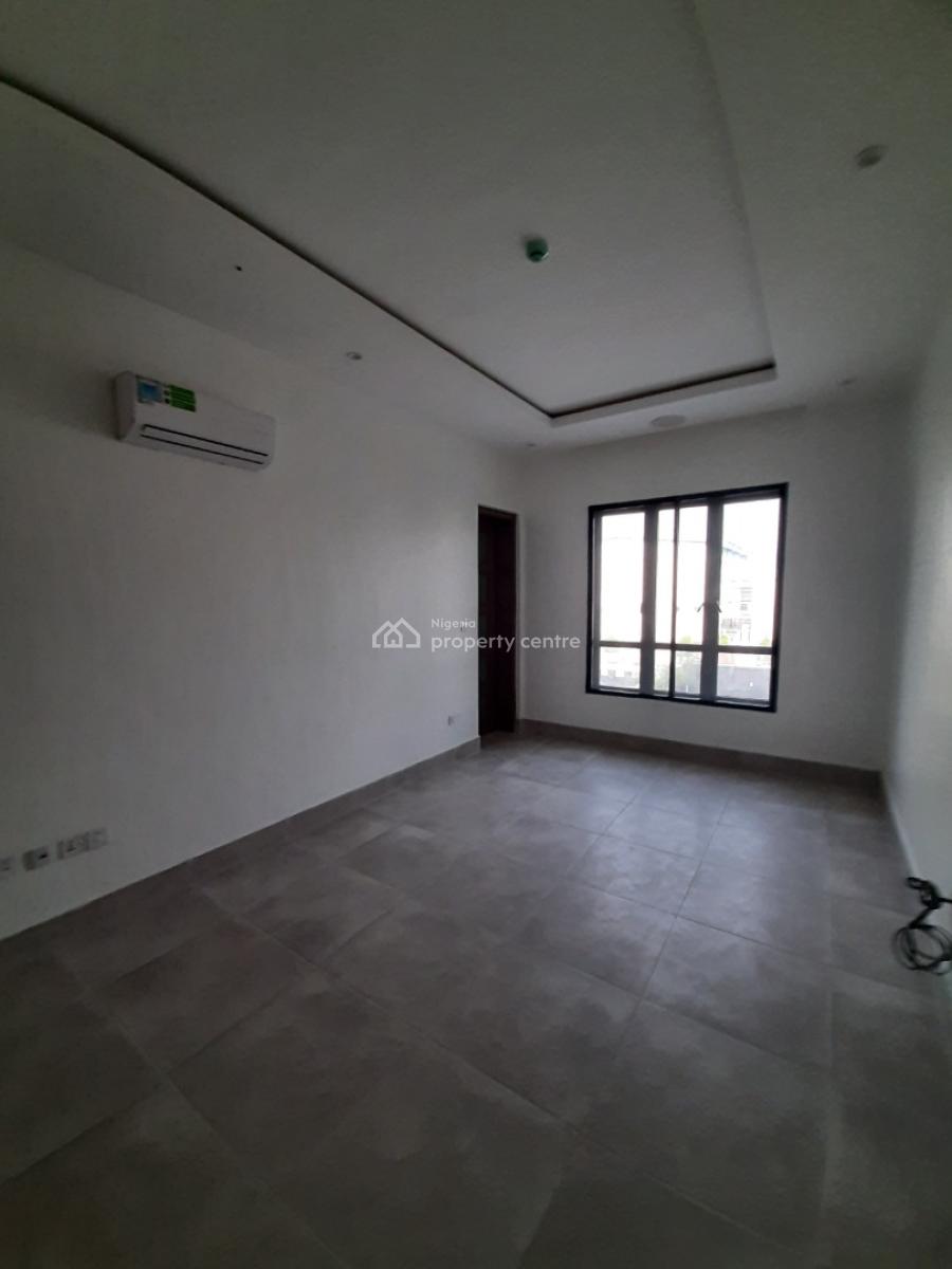 2, Lekki Phase 1, Lekki, Lagos, Flat / Apartment for Rent