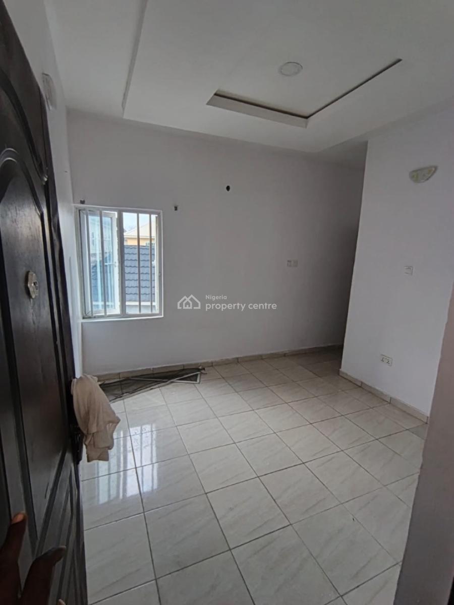 Clean and Spacious 2 Bedroom Apartment ( Upstairs), Sangotedo, Ajah, Lagos, Flat / Apartment for Rent