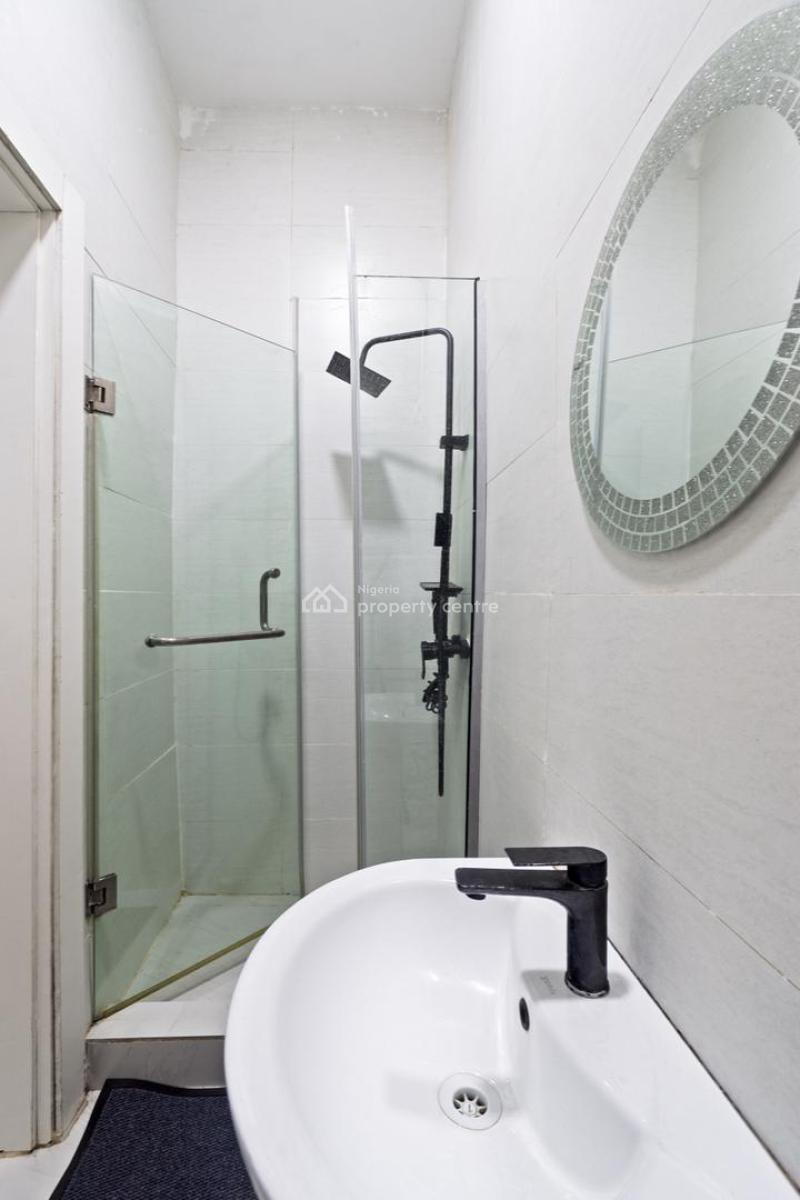 Luxury 1 Bedroom Apartment with Pool, Gym & Ps5, En-suite Rooms, Housekeeping, Parking Space, Comfortable Stay, Ikate, Lekki, Lagos, Flat / Apartment Short Let