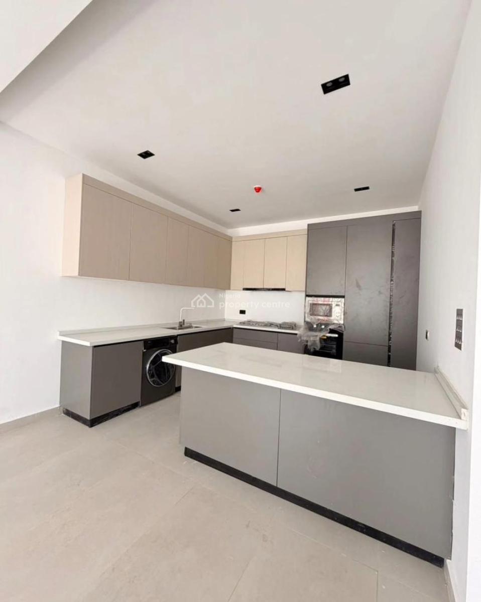 3 Bedroom Serviced Apartment, Lekki Phase 1, Lekki Phase 1, Lekki, Lagos, Flat / Apartment for Sale