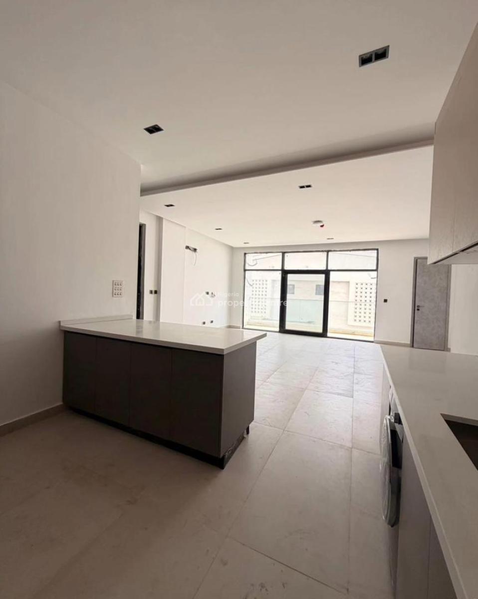 3 Bedroom Serviced Apartment, Lekki Phase 1, Lekki Phase 1, Lekki, Lagos, Flat / Apartment for Sale