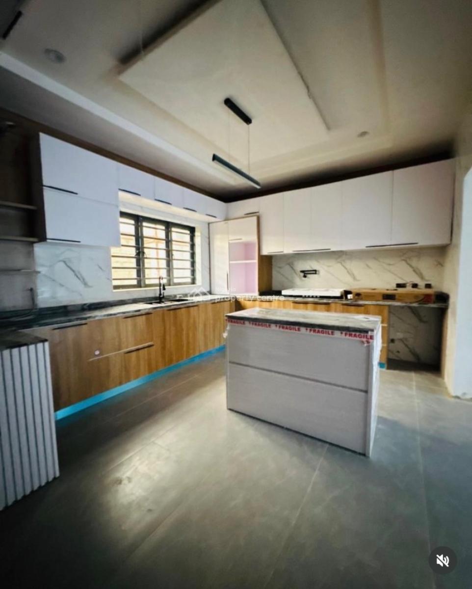 Fantastic 4 Bedroom Semi Detached Duplex with Bq, Gra, Ogudu, Lagos, Semi-detached Duplex for Sale