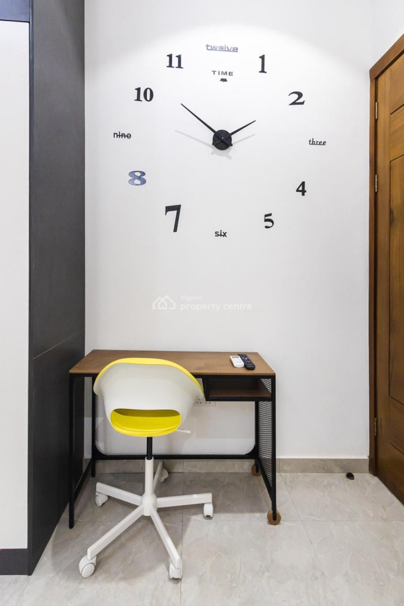 a Brand New Luxury 1 Bedroom with Swimming Pool, Ps5, Gym, Balconies,, Lekki Phase 1, Lekki, Lagos, Flat / Apartment Short Let