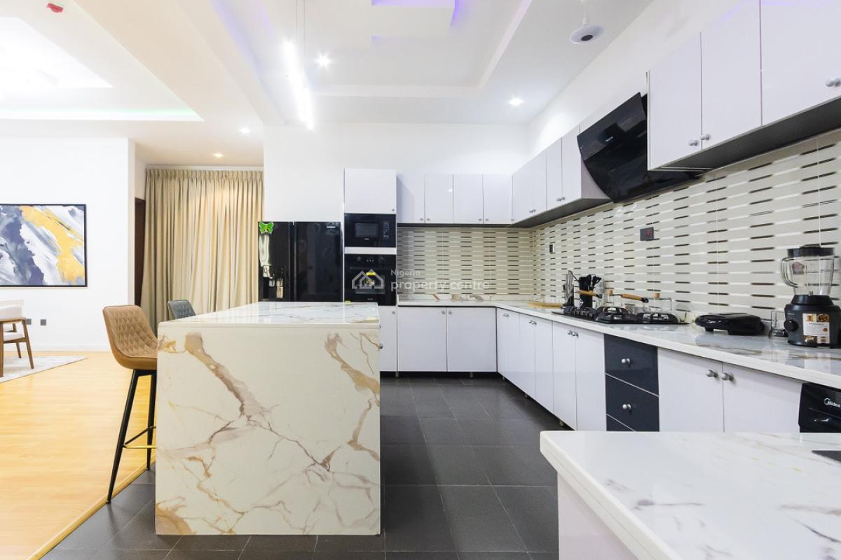 a Brand New Luxury 1 Bedroom with Swimming Pool, Ps5, Gym, Balconies,, Lekki Phase 1, Lekki, Lagos, Flat / Apartment Short Let