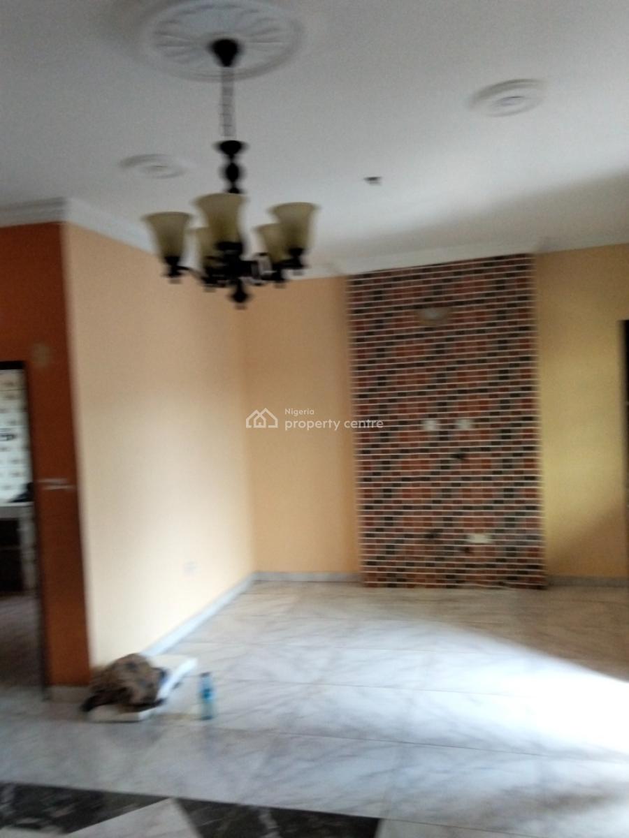 *newly Renovated 3bedrm Inside Estate at Lidipe Close, Off Guru Road O, *newly Renovated 3bedrm Inside Estate at Lidipe Close, Obawole, Ogba, Ikeja, Lagos, Flat / Apartment for Rent