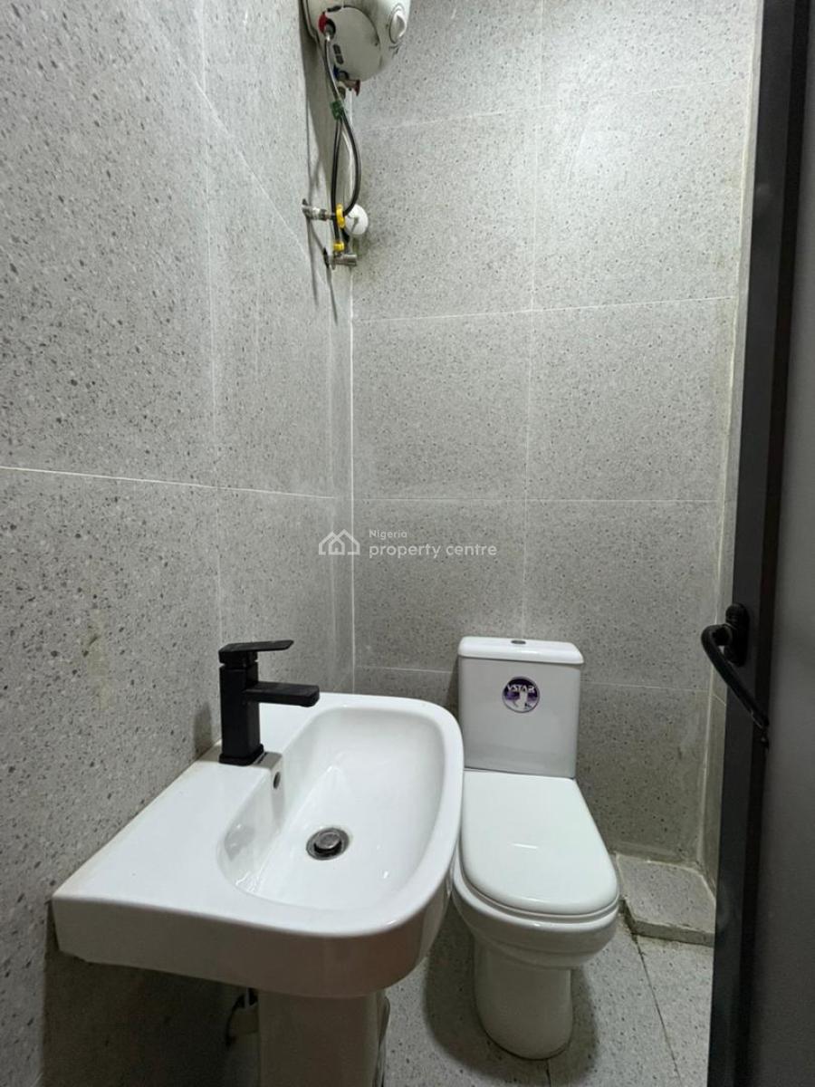 Well Finished 2bedroom Apartment on 3rd Floor, Ikate, Lekki, Lagos, Flat / Apartment for Rent
