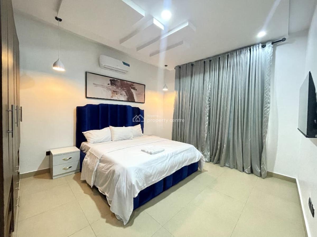 Luxurious 3 Bedroom Apartment with Modern Decor, Ps5 & Speedy Wi-fi, Dedicated Parking Space, Picturesque Comfortable and Relaxing, Lekki Phase 1, Lekki, Lagos, Flat / Apartment Short Let