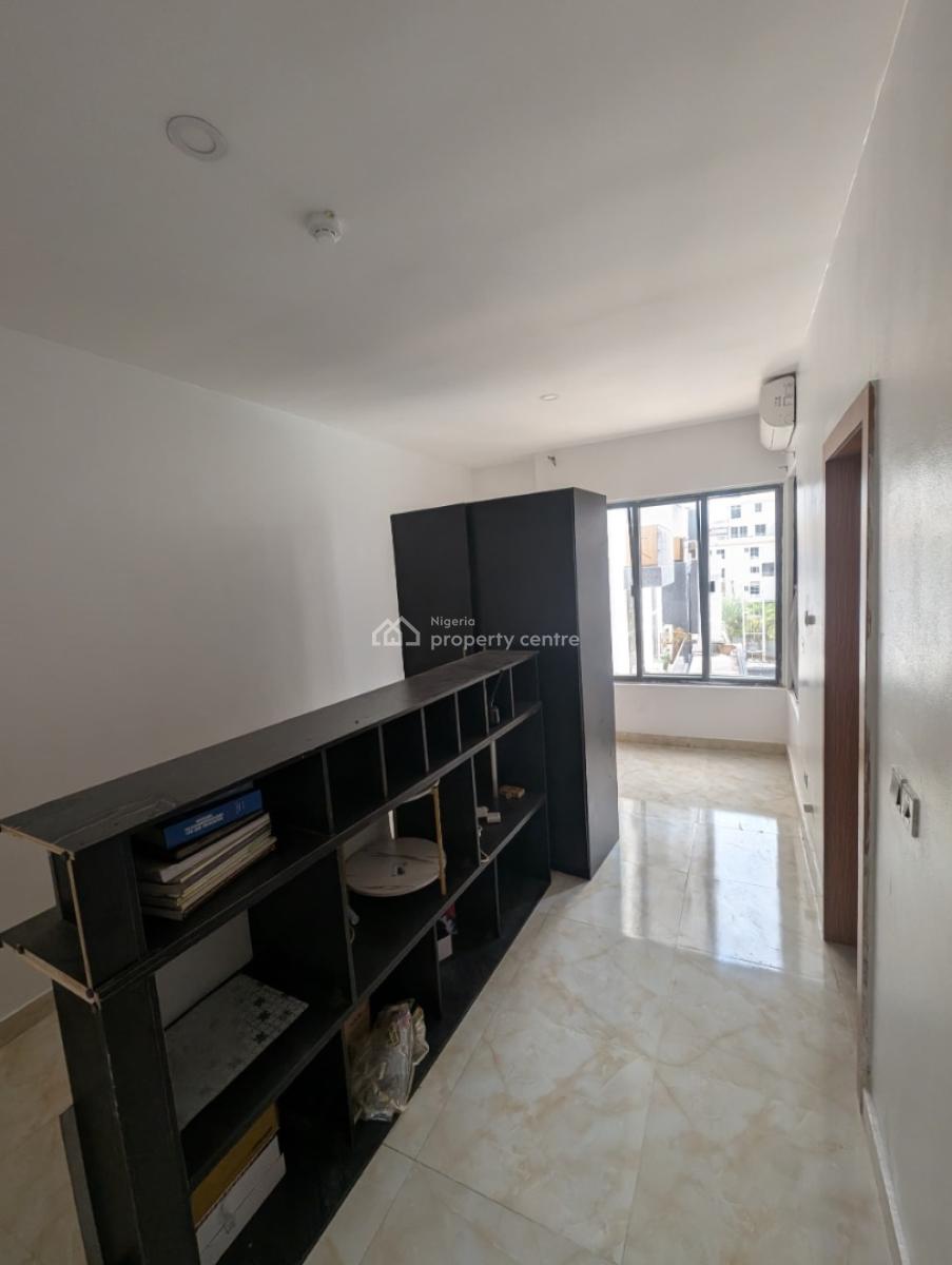 Serviced Waterfront Flats with Jetty, Onikoyi Road, Ikoyi, Lagos, Flat / Apartment for Rent