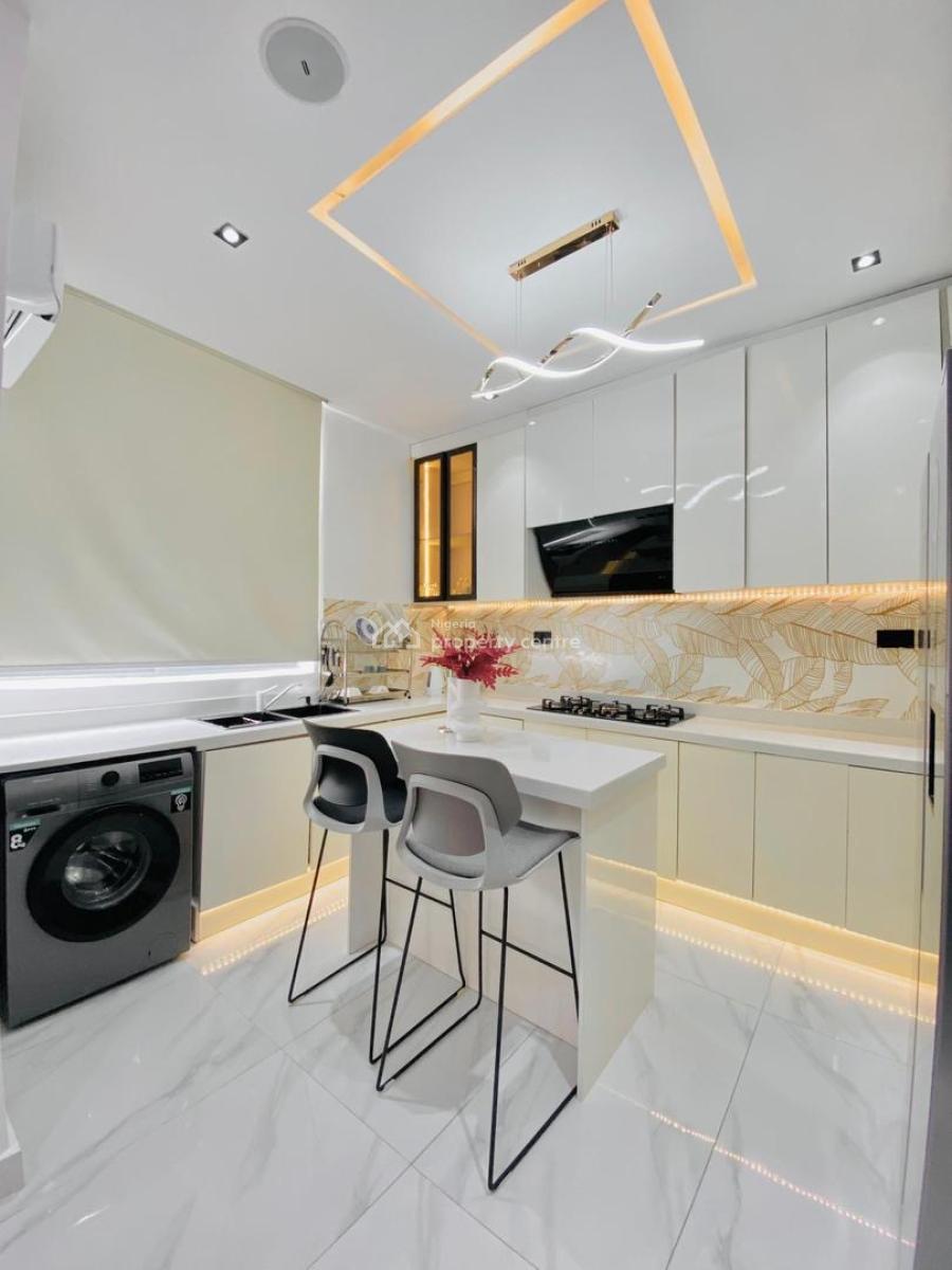 New in! Luxury & Cozy Living: Our Chic 3-bedroom Apartment with 24/7 P, Lekki Phase 1, Lekki, Lagos, Flat / Apartment Short Let