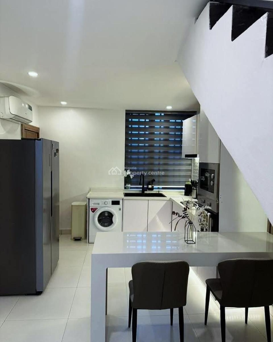 Luxury Furnished 2 Bedroom Terrace Duplex in Mini Estate, Lekki Phase 1, Lekki, Lagos, Terraced Duplex for Sale