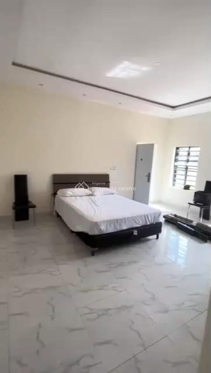 Spacious Luxury 7bedroom (7bedrooms, 3 Living Room and 3 Fitted Kitche, Cowrie Creek Estate, Lekki, Lagos, Semi-detached Duplex for Rent