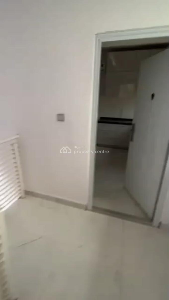 Spacious Luxury 7bedroom (7bedrooms, 3 Living Room and 3 Fitted Kitche, Cowrie Creek Estate, Lekki, Lagos, Semi-detached Duplex for Rent