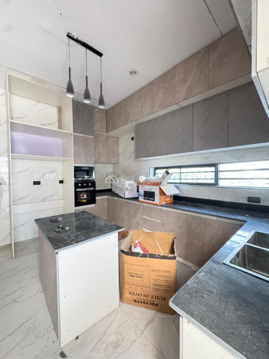 5 Bedroom with Swimming Pool, Ologolo, Lekki, Lagos, Detached Duplex for Sale