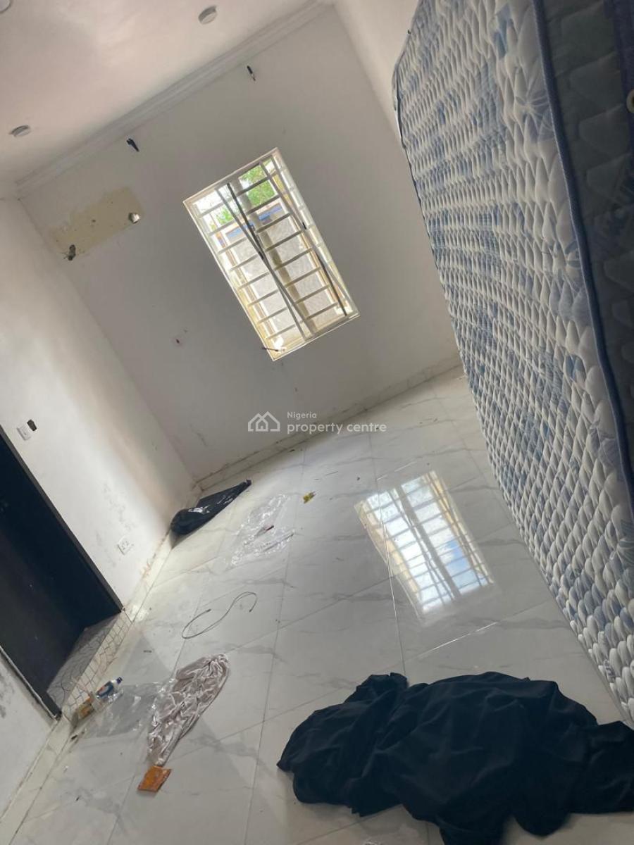 Sharp and Spacious 3 Bedroom Flat in an Estate on Interlocked Road, Sangotedo, Sangotedo, Ajah, Lagos, Flat / Apartment for Rent