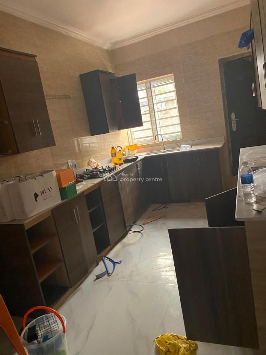 Sharp and Spacious 3 Bedroom Flat in an Estate on Interlocked Road, Sangotedo, Sangotedo, Ajah, Lagos, Flat / Apartment for Rent